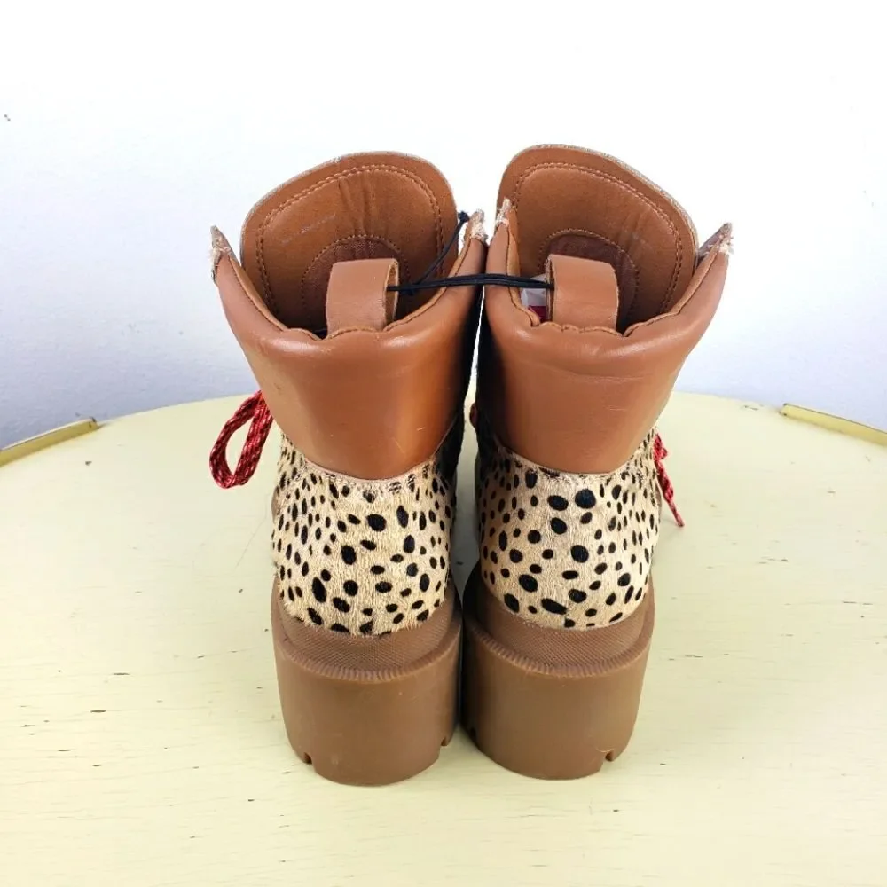 Women's Dolce Vita NWOB Calf Hair Animal Print Lace Up Heel Boots Size 7M - Picture 2 of 7